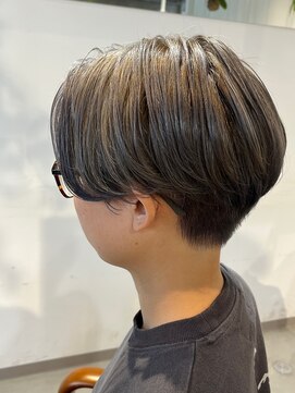 リベラ 鳩ヶ谷(LIBERA) ハンサムショート/ブルーブラック/ショートボブ