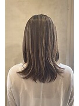 ファン(FUN) カラー/ブリーチ/ダブルカラー/リタッチ/韓国/ハイトーン/柏