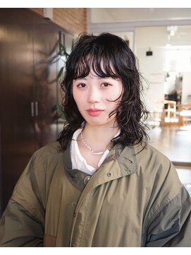 ネッコ(nekko) ミディアムレイヤーパーマ