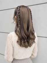 ファシエ(FASCIE)&nbsp;ヘアセット/巻き髪/編み込み/ハーフアップ/ポニーテール/お団子