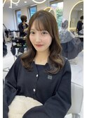 ミディアムレイヤー　透明感オリーブベージュ