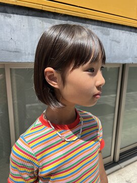 スピークイージー サルーン ビューティースミス(Speakeasy Saloon Beautysmith) つやっとナチュラルなキッズボブ