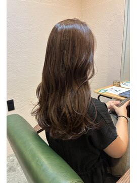 スーリール 福岡別府店(Sourire) ブラウンベージュ 透明感カラー レイヤーカット ミディアム 30代