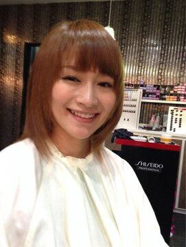 アビアンドアッシュ(Abi&Ass) プレミアムストレート♪　質感改善　ダメーイ補修　艶