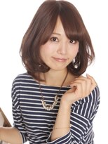 ヘアーワークスクリエイション&nbsp;とろけそうな笑顔が似合うフェミニンなメルティ内巻きミディ