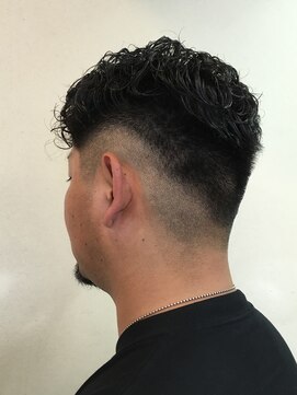 キューブ(HAIR MAKE Cube) パーマ＆フェード