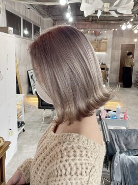 ミラク 町田(MIRAC) 【MIRAC町田店河原崎】ホワイトグレージュボブ