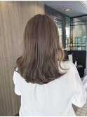 柔らかなナチュラルハイライト氏木