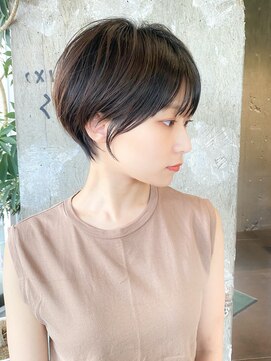 ロビー 表参道(ROBBY) 大人可愛い前下がりショートボブ/小顔バング/30代40代50代