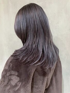 アイティー バイ アルバム 浦和店(IT by ALBUM) グレージュ_アースカラーくびれヘアツートンカラー_ba378312