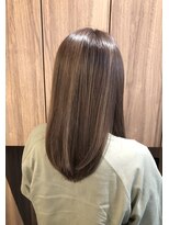 シャメル(Chamel)&nbsp;ミルクティーベージュ◇ハイライトスタイル◇透明感カラー