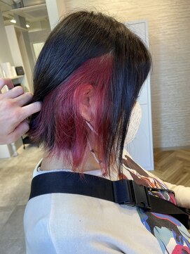 トゥーリ 藤崎店(tuuli) 高畠弘輝、外はねボブ、インナーカラー