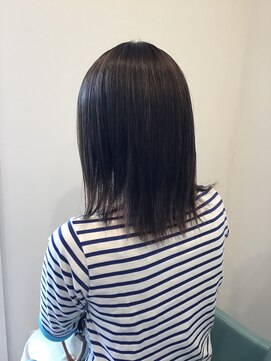 エイト(EIGHT) ツヤ感溢れるハイライト