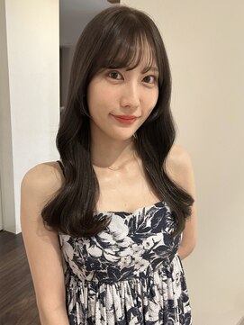 ローネス(LONESS) ブラウンベージュと流れる顔まわりカット◎