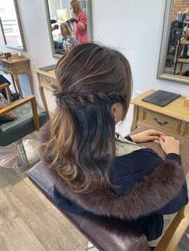 フェリーチェヘアーデザイン(Felice) 結婚式お呼ばれハーフアップ