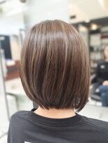 ヘアースタジオ ジェイワン(hair studio J ONE)&nbsp;30代40代50代60代　サラサラ大人前下がりボブ　白髪ぼかし 2