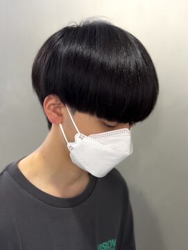 エルマーク 神戸三宮(L-MARK) 黒髪マッシュナチュラルマッシュメンズヘア韓国ツーブロック