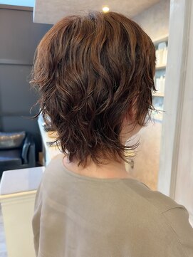 キャアリー(Caary) 福山人気くせ毛活かし小顔ウルフスタイル簡単ニュアンスパーマ