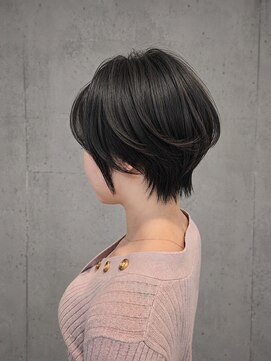 ピース バイ シータ(PEACE by CITA) 【アキヒロ】小顔くびれショートボブレイヤー20代30代40代