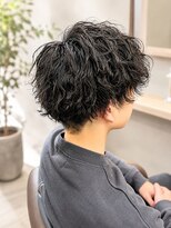 ウルッシュ(Urlush) 無造作な質感のスパイラルパーマ×マッシュ