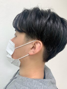 カトレア 海岸通り店 センターパートマッシュスタイル