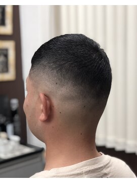 トネリ(Toneri) クロップスタイルスキンフェード