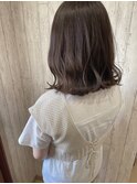 【ミナミ】透明感アッシュベージュ×切りっぱなしロブ