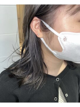 バズ(BUZZ) 馴染むインナーカラー！