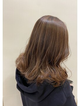 シャンティ 平岸店(Shanti) ○シアーベージュ_ガーリー_ハネミディ○　菅野裕太