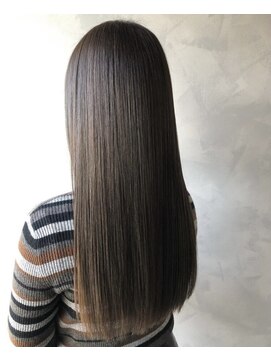 ルーブ(Roove) さらツヤ王道ロング×スモーキーアッシュ