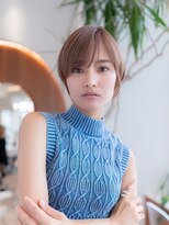 20代30代大人可愛い斜めバング小顔ショートボブシルキーベージュ