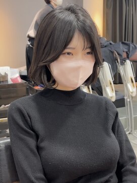 ビュー フクオカ(VIEW FUKUOKA) モードに大人可愛いダークアッシュイメチェンショートボブ