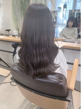 ロマリア(Lomalia) 【Lomalia表参道】流行りの透明感カラー★グレージュカラー