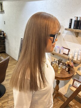 ワンエイティーディグリース 中目黒(180°One Eighty Degrees.) ハイトーンカラーミルクティーベージュブリーチダブルカラー