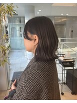 ザザ 高田馬場(ZA/ZA)&nbsp;ポイントで魅せるホワイトシルバー