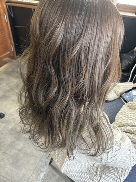 アイム(I&M) 極細ハイライトグラデーション/美髪矯正/髪質改善/縮毛矯正/