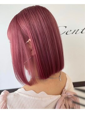 タブーセントラル(TABOO Central) ボブスタイル/フラミンゴピング/Aujuaトリートメント