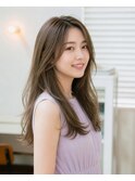 大きなコテでササっと巻いたロングスタイル
