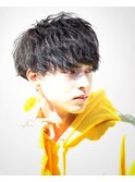 ハイスパイラルパーマ 前下がり2ブロックマッシュ