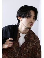 リップスヘアー 銀座(LIPPS hair)&nbsp;センターパート　ビジネスパーマ　銀座美容室　メンズ髪型　人気