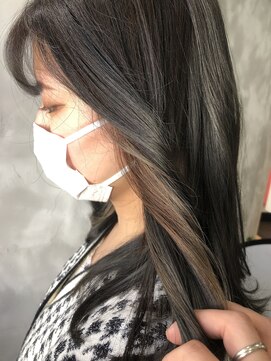 リュッカ(Lyuck) wカラーで外国人風ブラック