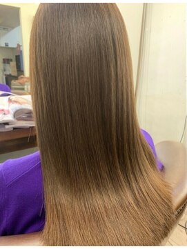 アールサロン オカザキ(Rr salon.OKAZAKI) サファイアミネコラ【Rr SALON】