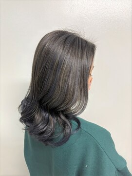 オアシス ガーデン 上野店(Oasis GaRDEN) グレージュアッシュハイライト