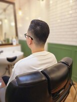 ワイズバーバー ギンザ  神田御茶ノ水店(Y's BarBer GINZA) コームオーバー×フェードカット<理容室>