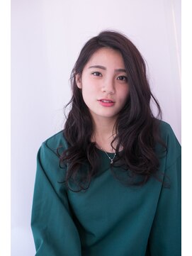 エイチバイシオミエイチ 神戸三宮(H by shiomi H) 【shiomi H】大人可愛いウェーブロング