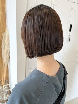 エレノア 博多ANNEX(Eleanor) 艶髪イメチェン大人かわいいミニボブ　古尾