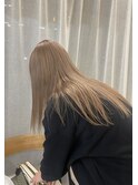 ミルクティーベージュ