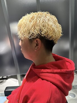 レグノバイグランツ 天神大名店(REGNO by GLANZ) ブリーチパーマ/波巻きパーマ/ケアパーマ/メンズパーマ/メンス