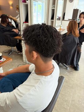 リッシュ ユーカリが丘店(Lish) 【men'sパーマ】