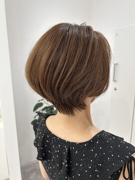 グラムヘアー(GLAM HAIR) 大人可愛いマッシュショート